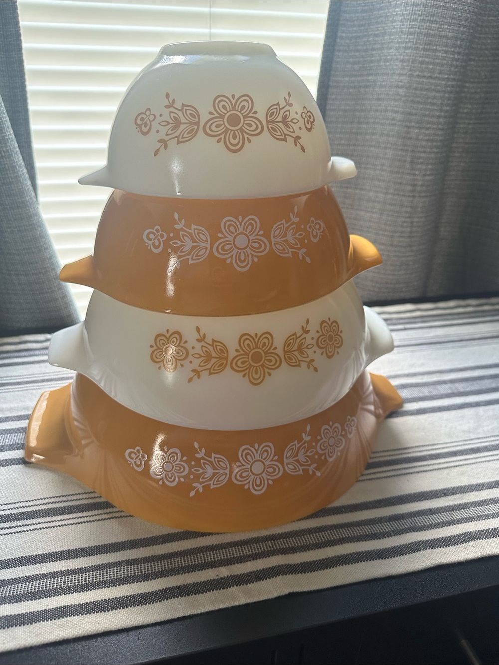 Vintage Pyrex Butterfly Cinderella Mixing Bowls